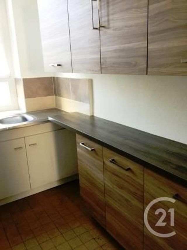 Appartement F4 à louer - 4 pièces - 85,85 m2 - Verdun - 55 - LORRAINE