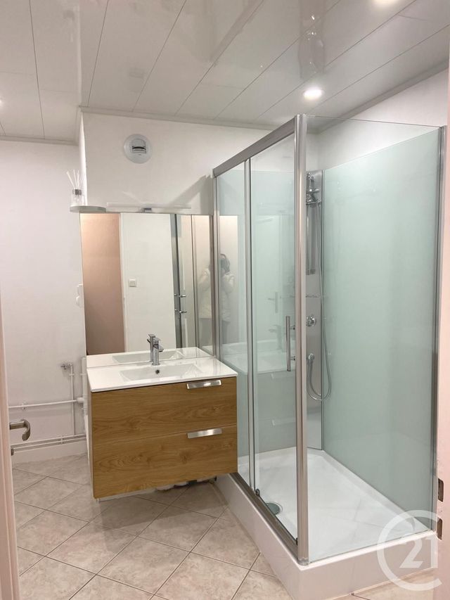 Appartement F4 &agrave; louer - 4 pi&egrave;ces - 84 m2 - Verdun - 55 - LORRAINE