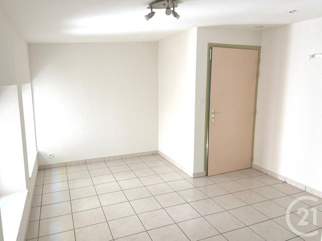 Appartement F1 &agrave; louer - 1 pi&egrave;ce - 22,86 m2 - Verdun - 55 - LORRAINE