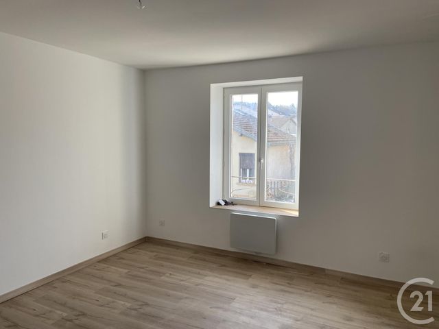 Appartement F3 à louer EIX