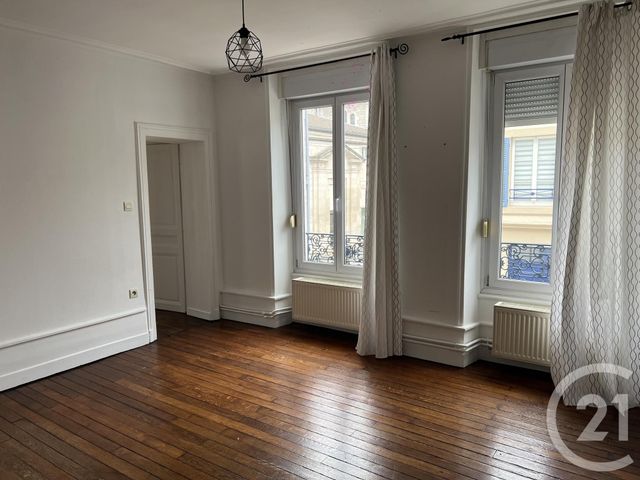 Appartement F5 &agrave; louer - 5 pi&egrave;ces - 124,81 m2 - Verdun - 55 - LORRAINE
