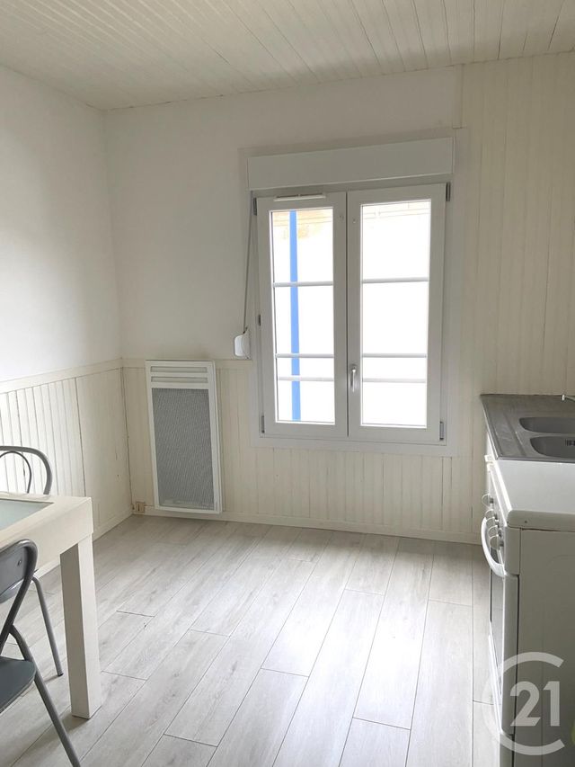 Appartement F1 bis &agrave; louer - 2 pi&egrave;ces - 26 m2 - Verdun - 55 - LORRAINE