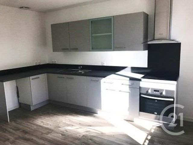 Appartement F3 &agrave; louer - 3 pi&egrave;ces - 71 m2 - Verdun - 55 - LORRAINE
