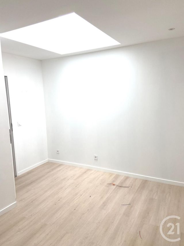 Appartement F3 &agrave; louer - 3 pi&egrave;ces - 58,75 m2 - Eix - 55 - LORRAINE