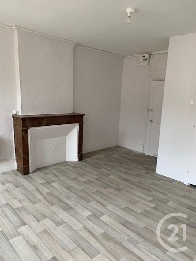 Appartement Studio &agrave; louer - 1 pi&egrave;ce - 17,26 m2 - Verdun - 55 - LORRAINE