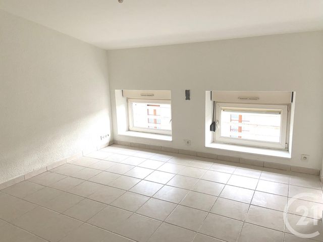 Appartement F1 à louer VERDUN