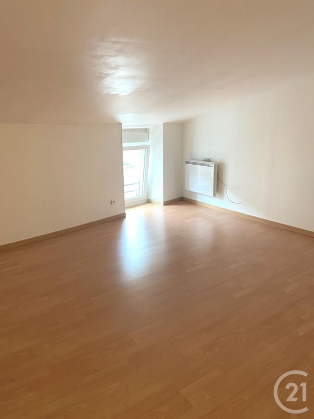 Appartement F1 &agrave; louer - 2 pi&egrave;ces - 34,10 m2 - Vilosnes Haraumont - 55 - LORRAINE