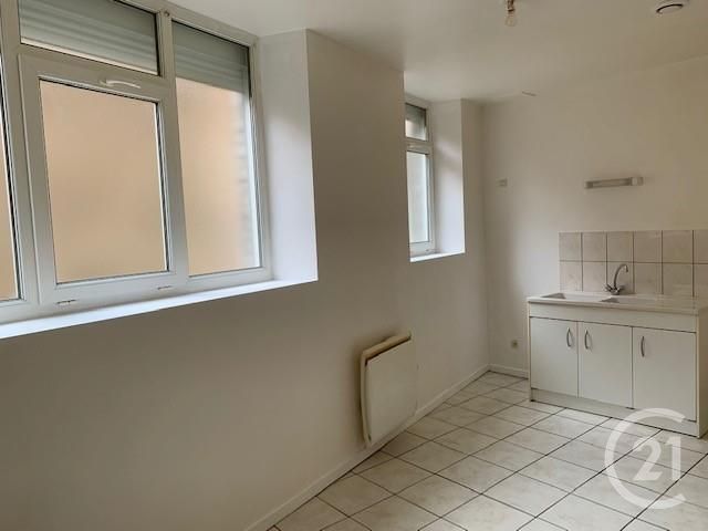 Appartement F2 à louer ETAIN