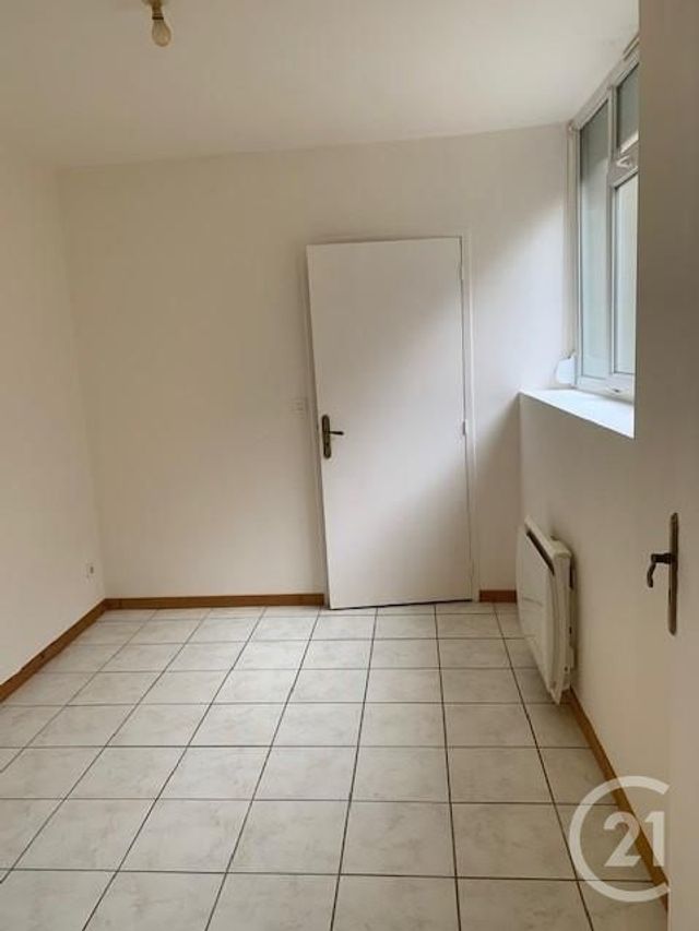 Appartement F2 &agrave; louer - 2 pi&egrave;ces - 24,79 m2 - Etain - 55 - LORRAINE