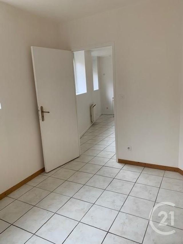 Appartement F2 &agrave; louer - 2 pi&egrave;ces - 24,79 m2 - Etain - 55 - LORRAINE
