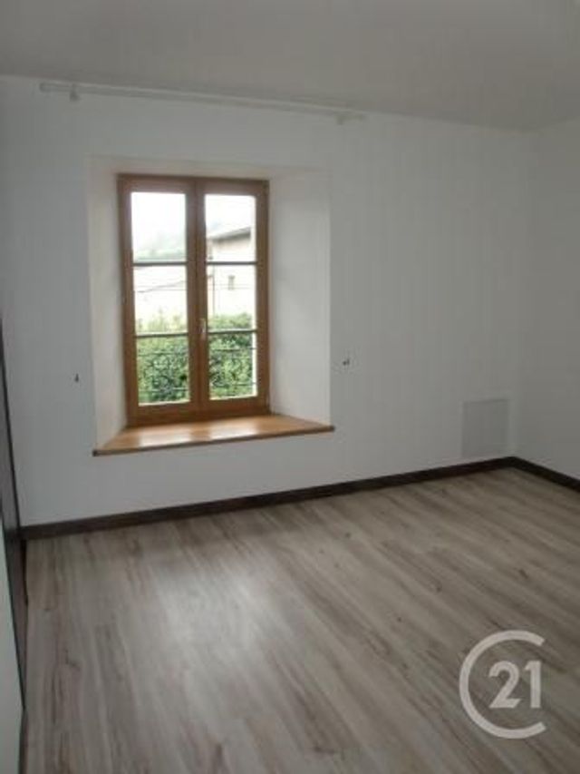 Appartement F4 &agrave; louer - 4 pi&egrave;ces - 112,47 m2 - Rupt En Woevre - 55 - LORRAINE