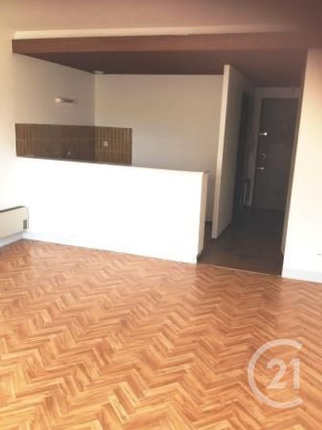 Appartement Studio à louer - 1 pièce - 33 m2 - Verdun - 55 - LORRAINE