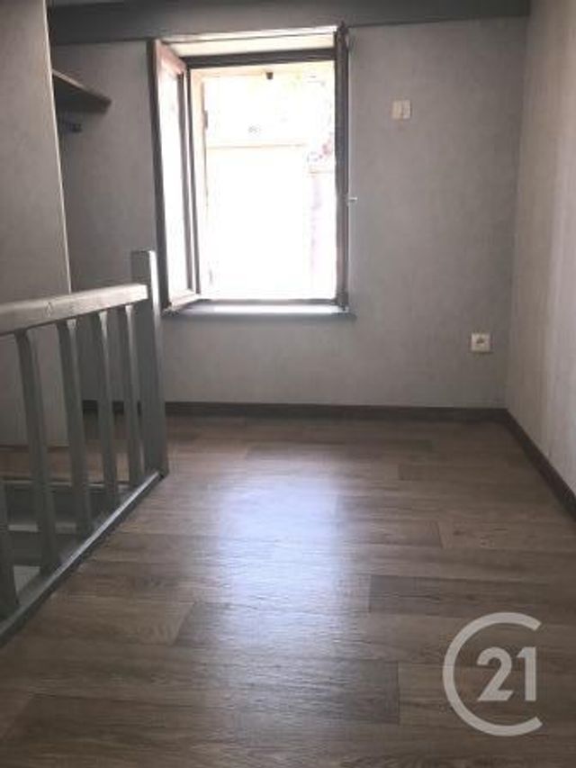 Appartement F1 à louer - 1 pièce - 12,50 m2 - Verdun - 55 - LORRAINE