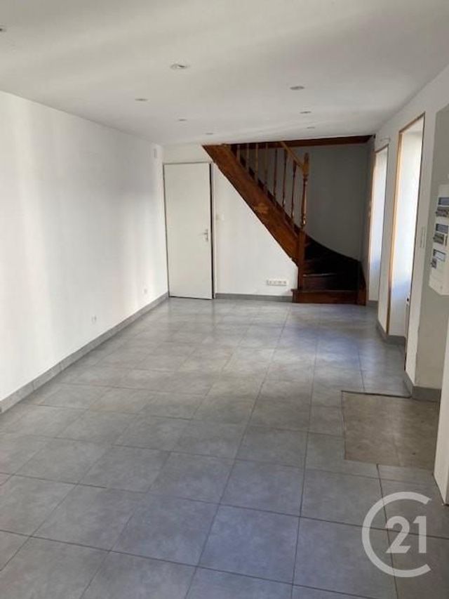 Appartement F2 &agrave; louer - 2 pi&egrave;ces - 42,22 m2 - Verdun - 55 - LORRAINE